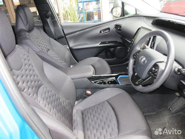 Toyota Prius PHV 1.8 CVT, 2017, 67 000 км Toyota Prius PHV 1.8 CVT, 2017, 67 000 км