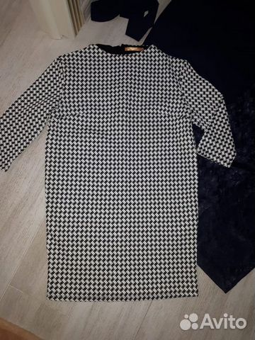 Платье прямого фасона Платье прямого фасона