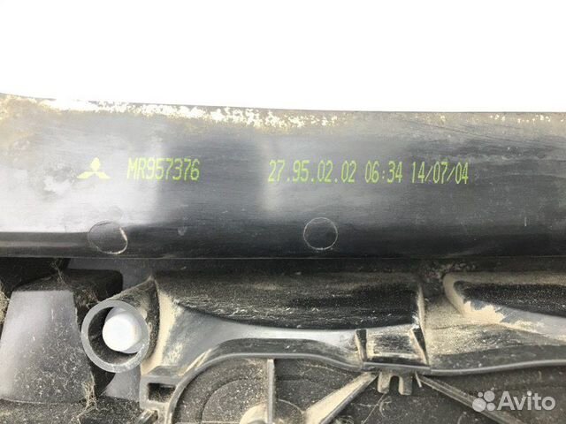 Фонарь правый задний Mitsubishi Colt Z34A 4A90