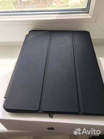 iPad Wi-Fi 32GB (6th Generation)