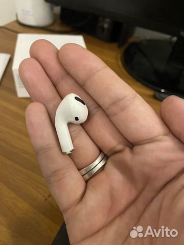 Наушники AirPods Pro