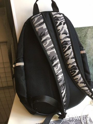Рюкзак Superdry