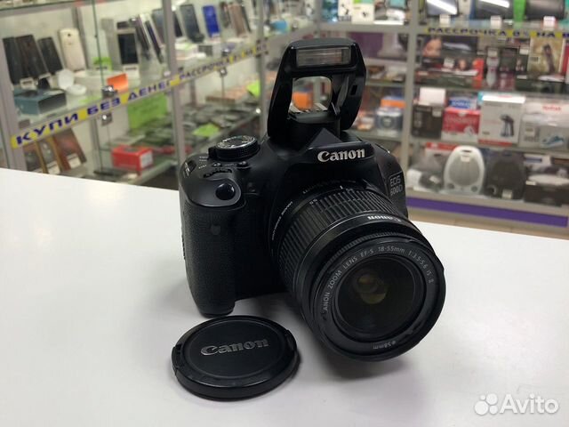 Зеркальный фотоаппарат Canon EOS 600D Зеркальный фотоаппарат Canon EOS 600D