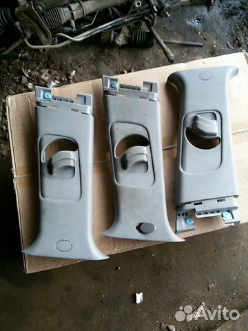 Пластик центральных стоек под ремень Киа Рио 3