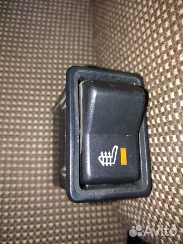 Клавиша (кнопка) обогрева сидений