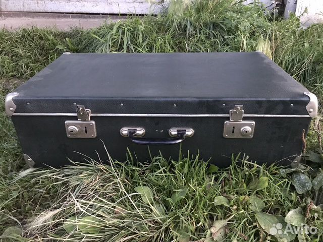 Чемодан старинный