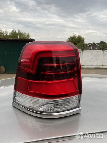 Фонарь левый на крыло Toyota Land Cruiser 200 2015