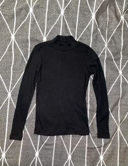 Водолазка в рубчик Uniqlo