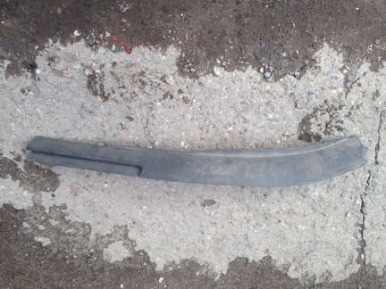 Тойота Авенсис юбка бампера 03-06 г. правая