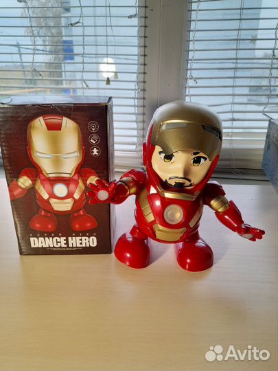 Игрушка робот