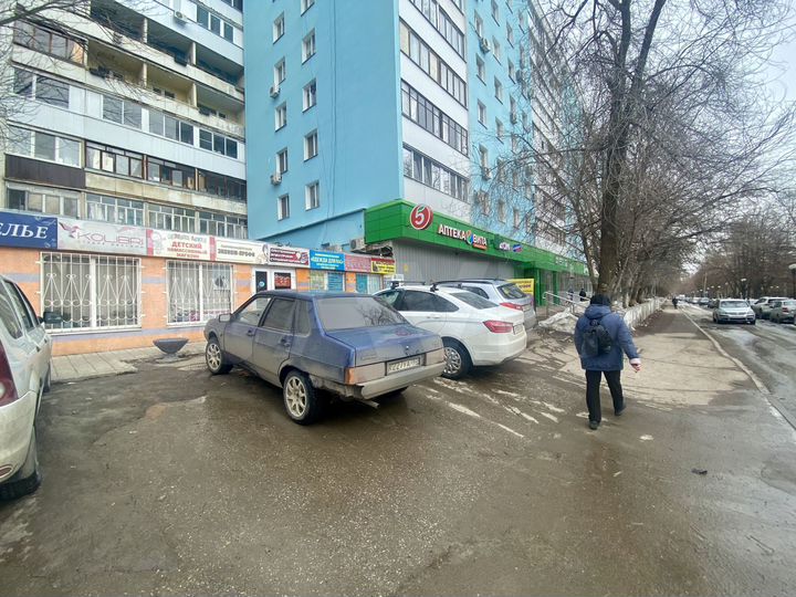 Продам помещение на 1 линии около Пятерочки