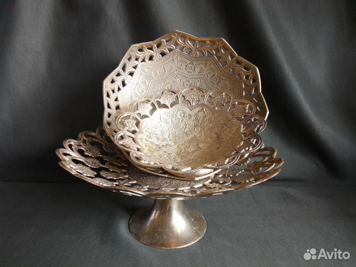 Латунная ваза д/фруктов. Европа