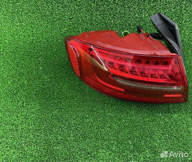 Фонарь левый Audi A4 B8 (11-15)