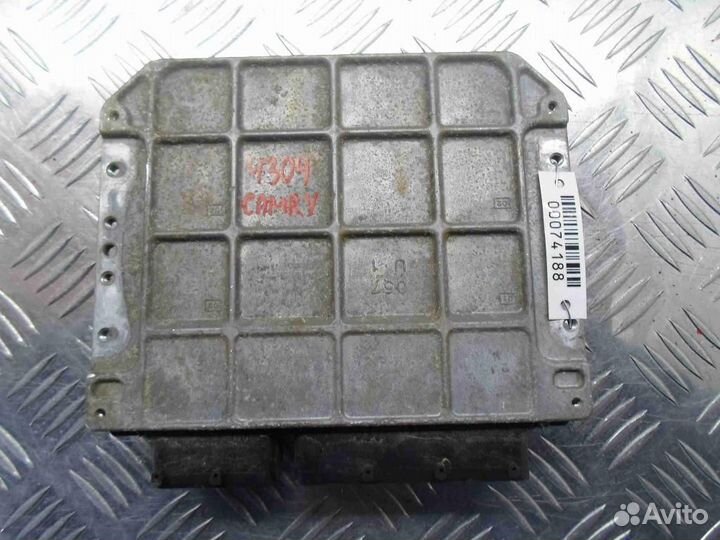 Блок управления двигателем Toyota Camry