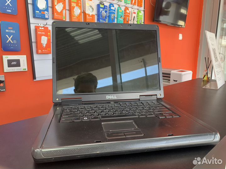 Ноутбук Dell vostro 1000