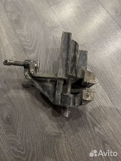 Тиски слесарные СССР