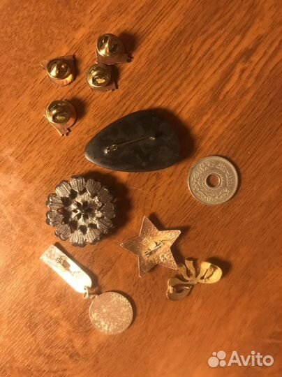 Значки разные