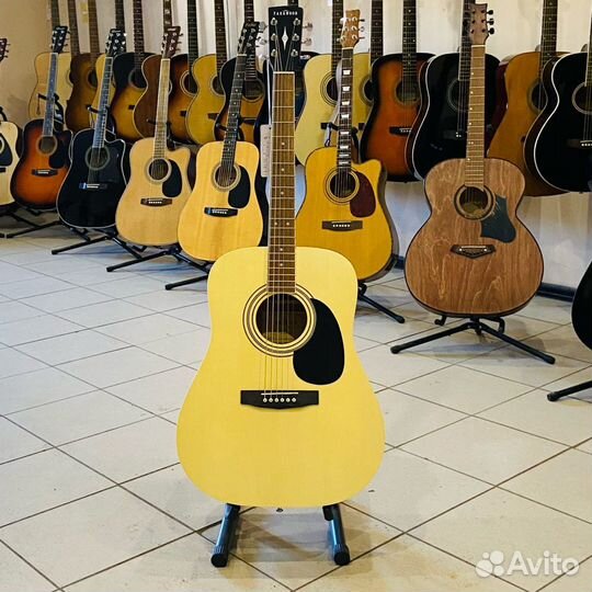 Гитара акустическая новая Parkwood W81-OP с чехлом