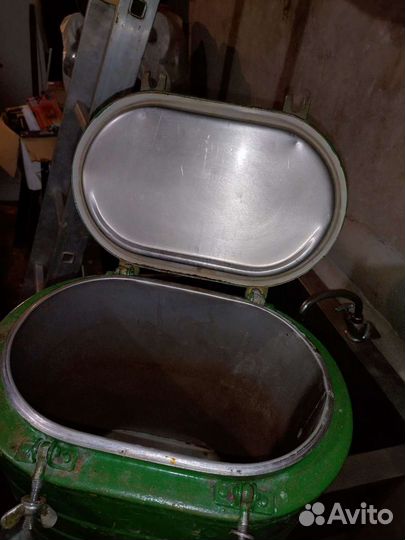 Термос вонный