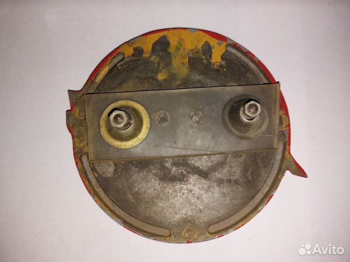 Заводская эмблема с автобуса лиаз-677