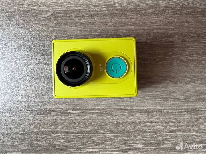 Экшн-камера YI Action Camera Basic Edition