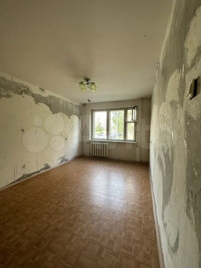 2-к. квартира, 49,6 м², 1/10 эт.