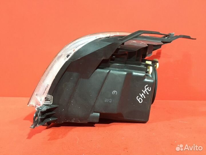 Фара правая Ford Fusion хетчбэк fxjb 1.4L 1388