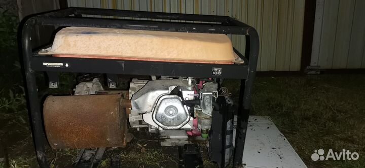 Генератор бензиновый 5 квт бу