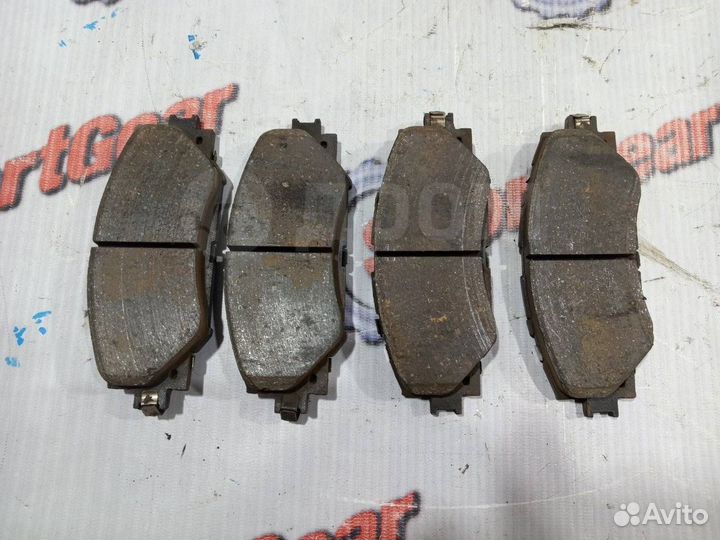 Колодки 85% передние Toyota Prius Alpha ZVW41