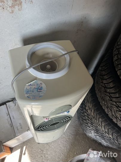 Кулер для воды