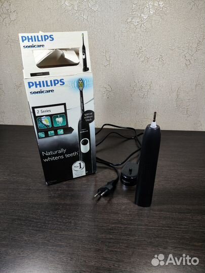 Зубная щётка Philips Sonicare электрическая