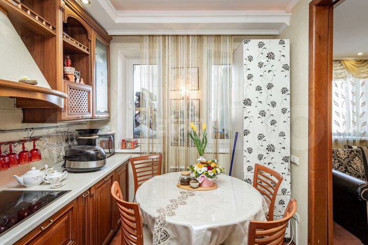 2-к. квартира, 78,3 м², 7/14 эт.