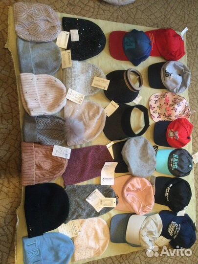 Кепки шапки
