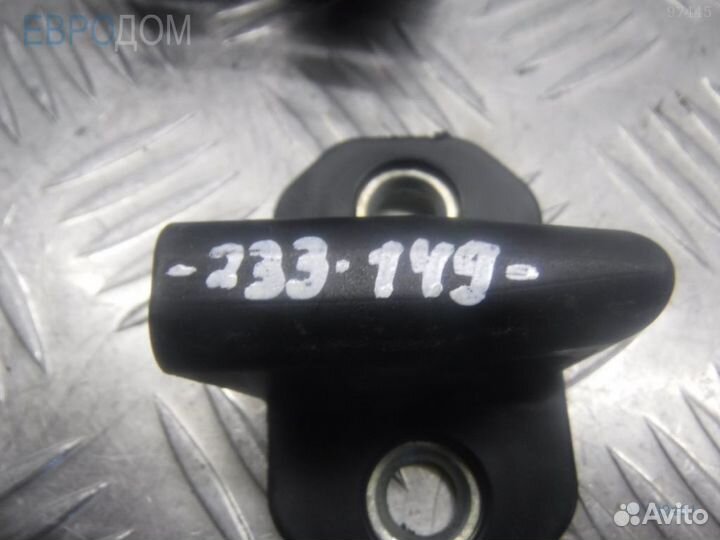 Петля двери mercedes W211 s1109491