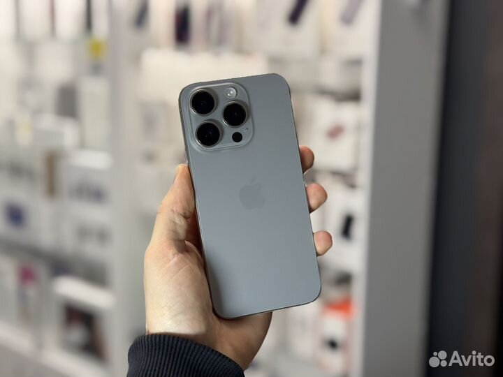 iPhone 15 Pro, 128 ГБ