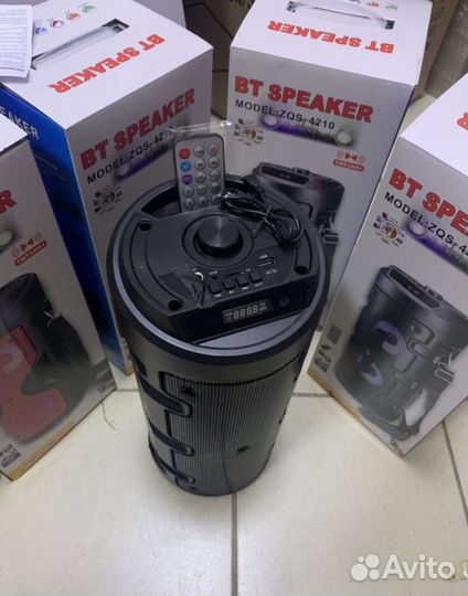 Портативная колонка новая
