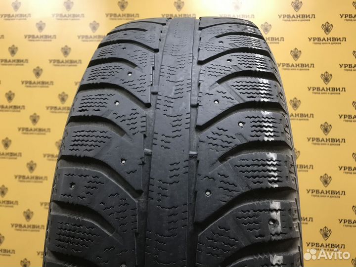 Bridgestone Ice Cruiser 7000 215/60 R17 100