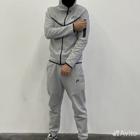 Спортивный костюм мужской новый