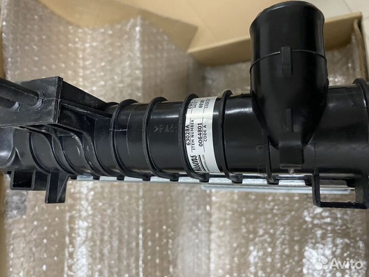 Радиатор охлаждения opel astra H 1.6/1.8 04