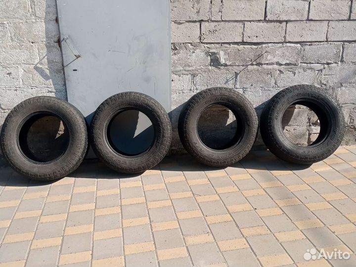 Toyo Open Country A/T 265/65 R17