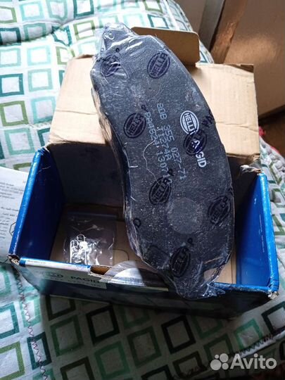 Тормозные колодки Мицубиши лансер