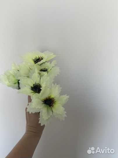 Цветочки искусттвенные, красивые