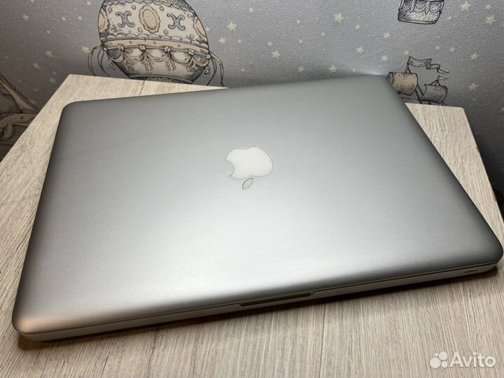 Apple MacBook Pro 13 late 2011 i5/4/512HDD