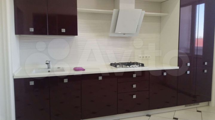 3-к. квартира, 104 м², 5/5 эт.