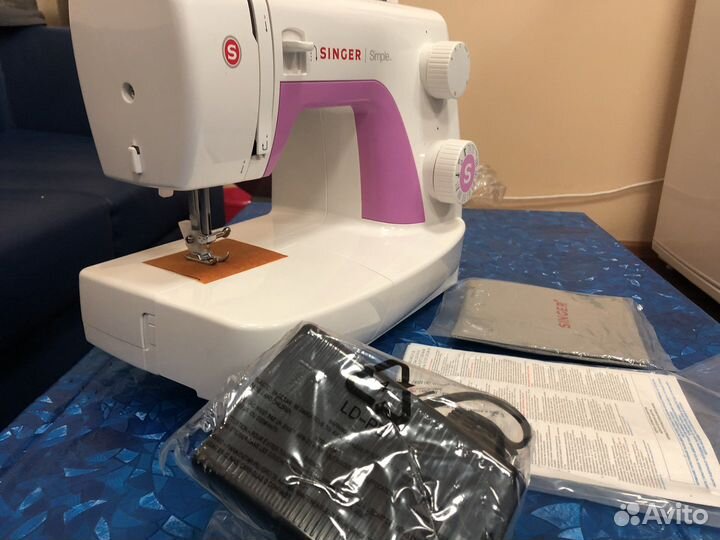 Швейная машина Singer 3223