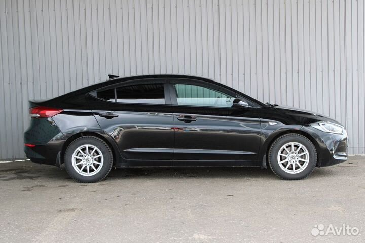 Hyundai Elantra 1.6 МТ, 2017, 107 525 км