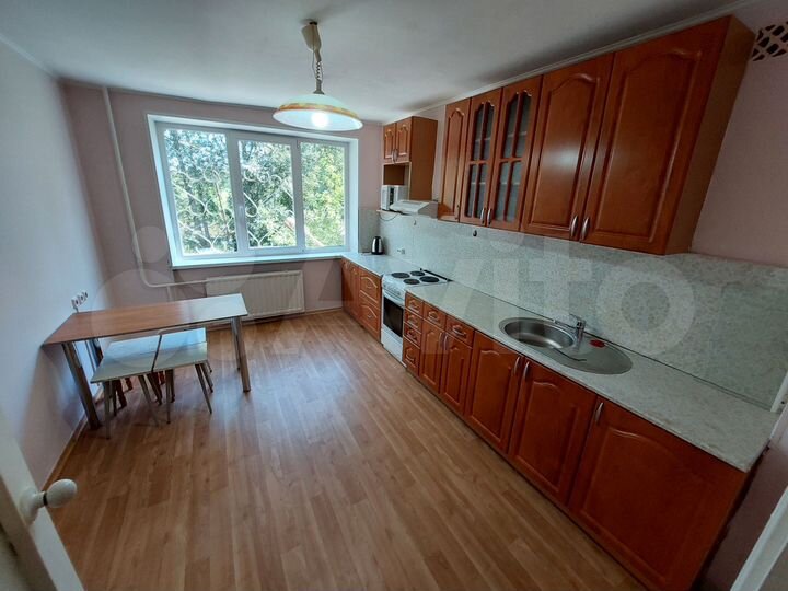 3-к. квартира, 84,7 м², 2/5 эт.