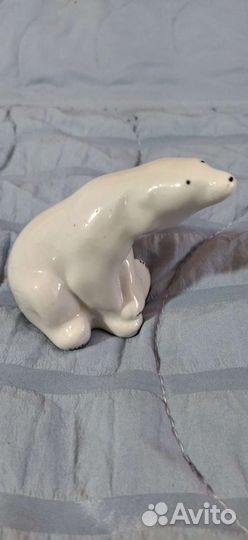 Фарфоровая статуэтка белый медведь СССР