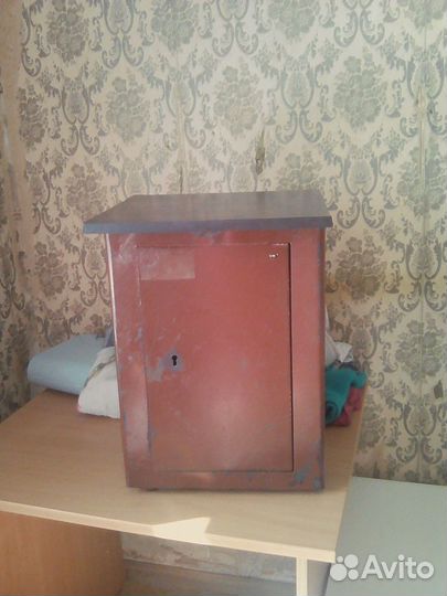 Сейф металлический бу советского производства