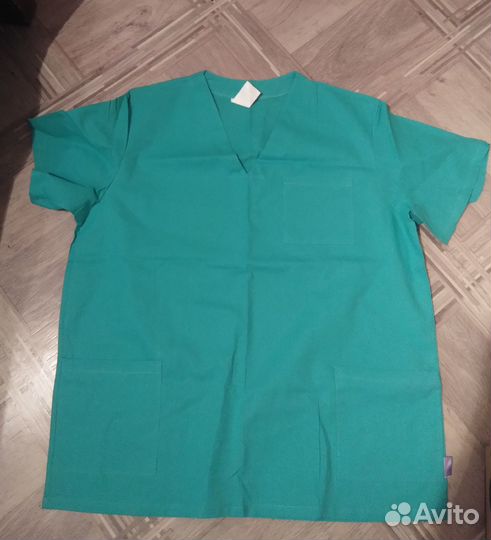 Рабочая медицинская одежда для санитарки